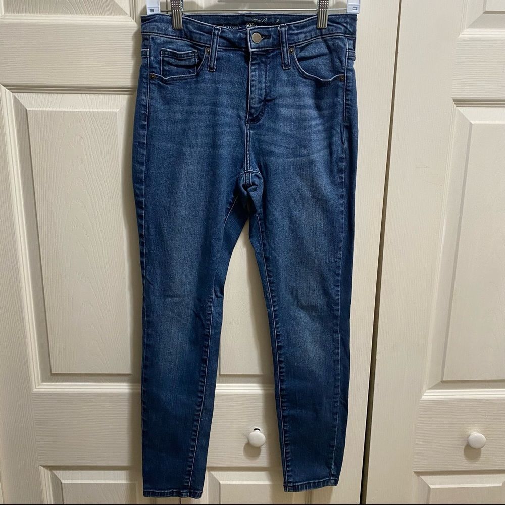 Universal Thread high Rise Skinny Blue Jeans